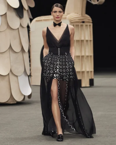 Vestido Chanel Preto com Tule