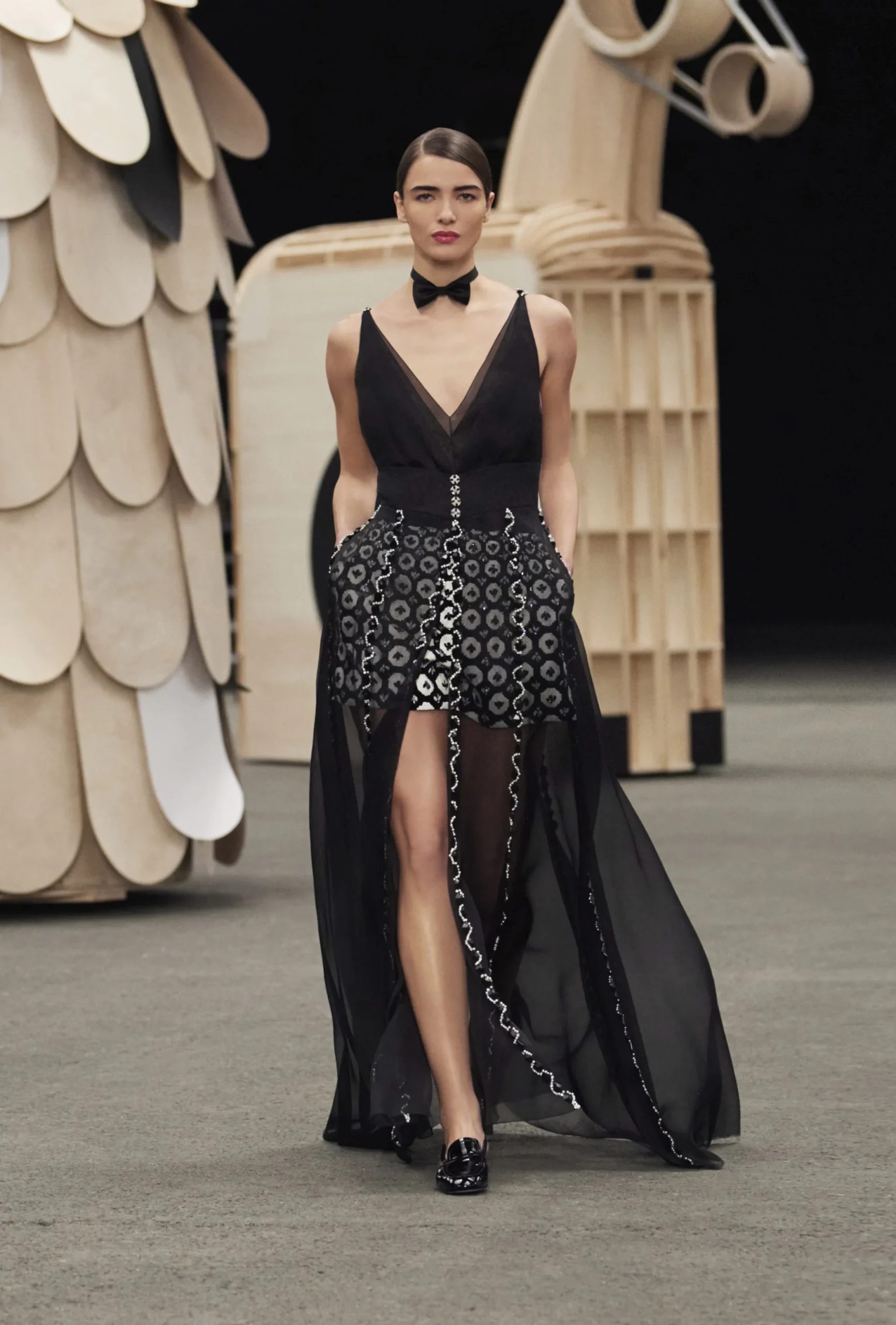 Vestido Chanel Preto com Tule